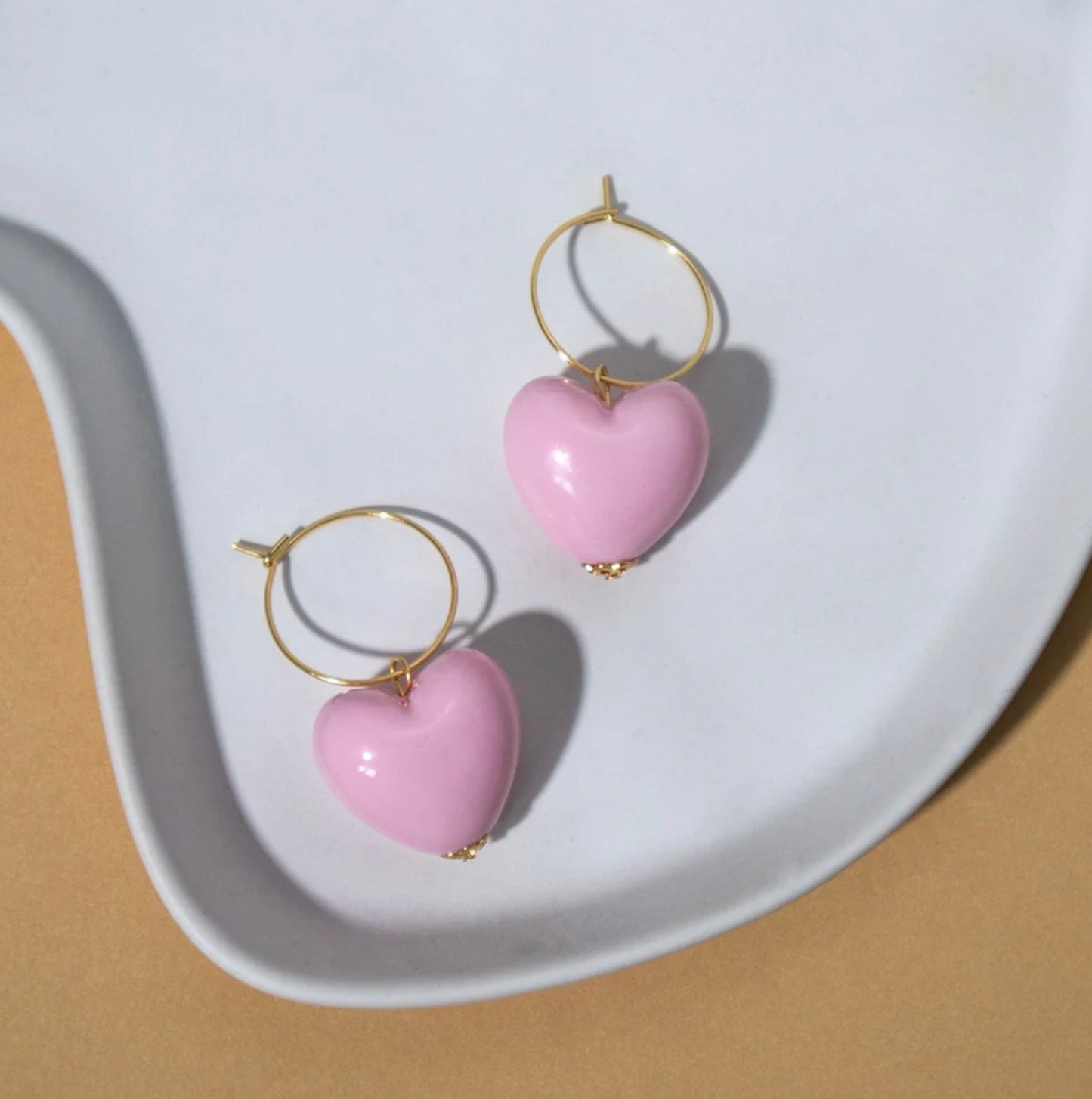 Heart charm hoop earrings