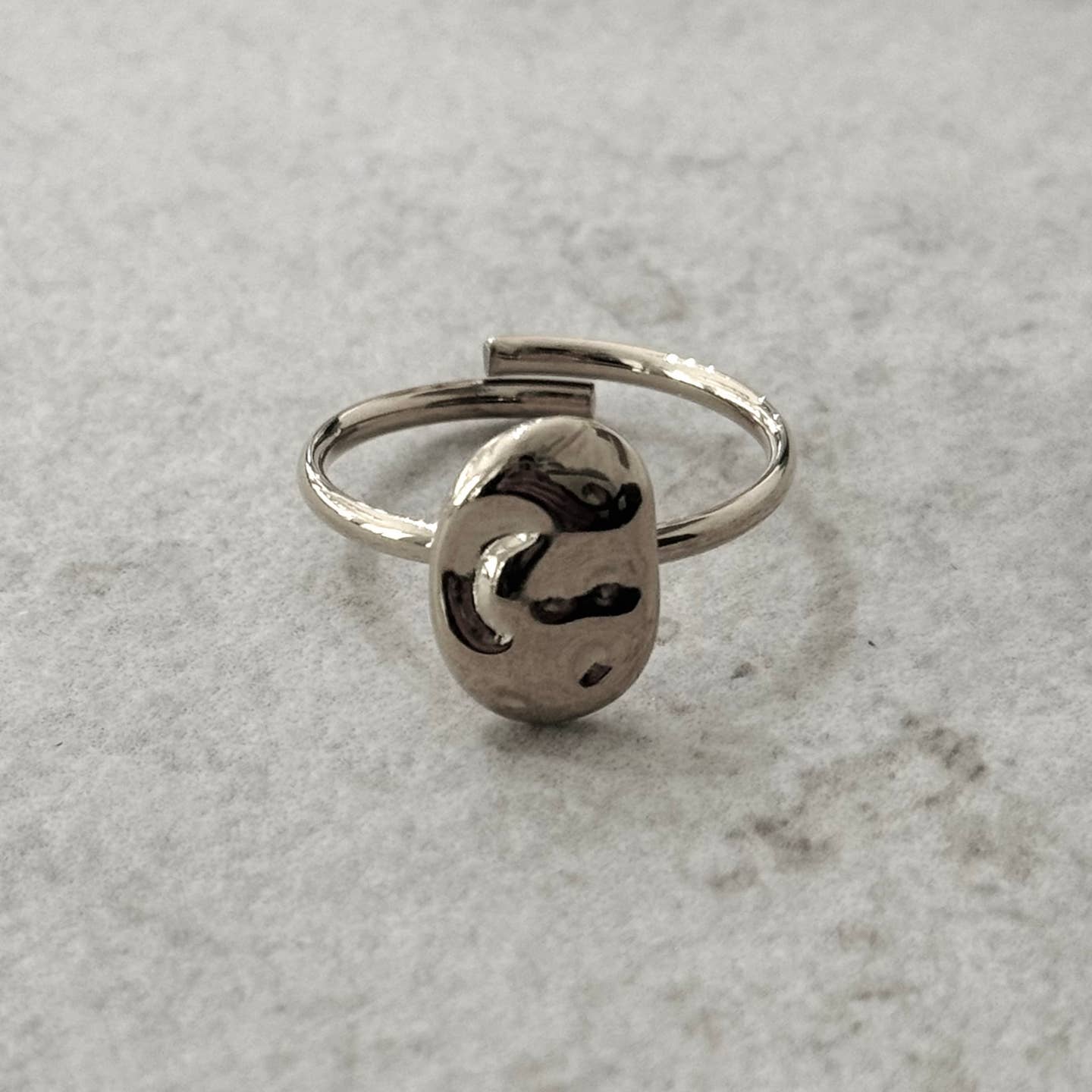 Adjustable bean ring