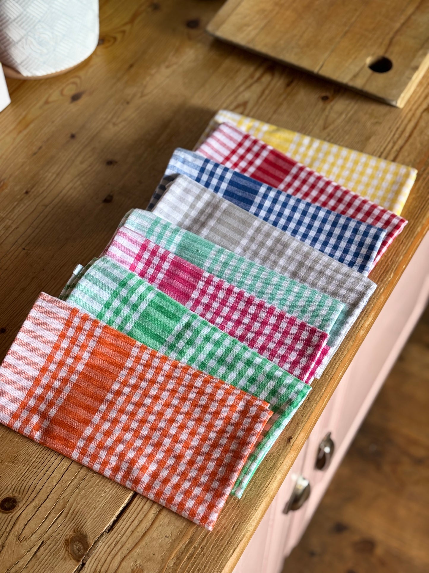 Cotton checked tea towel