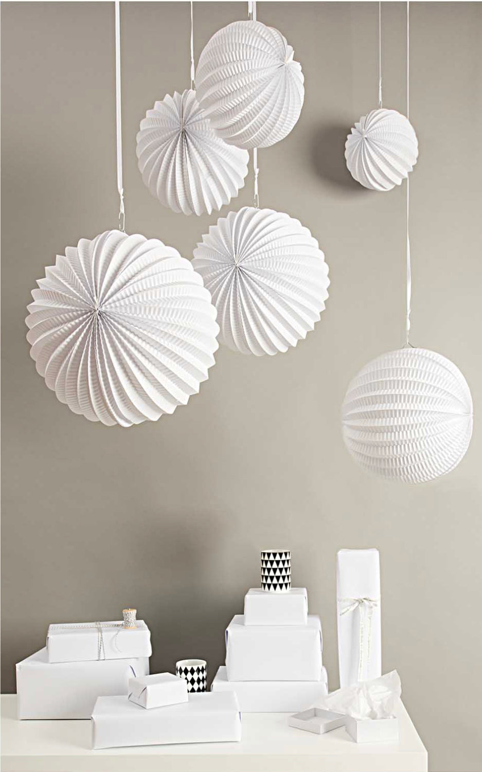 Paper hanging decorations