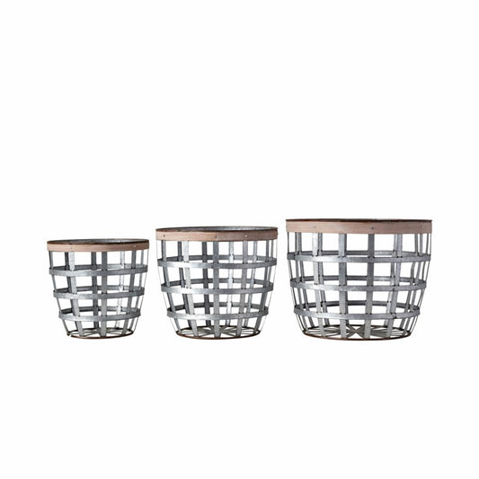 Set of 3 nesting metal baskets