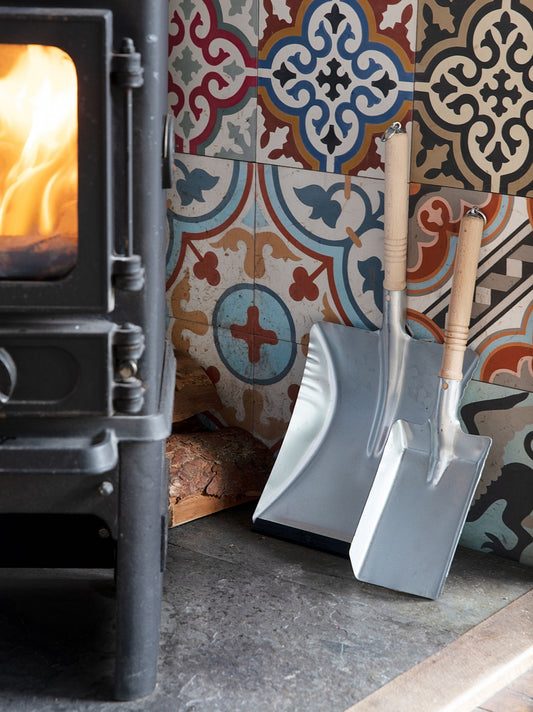Fireside shovels