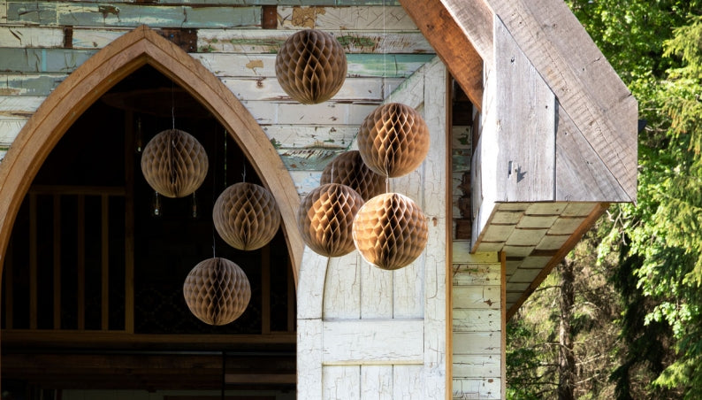 Large honeycomb globes